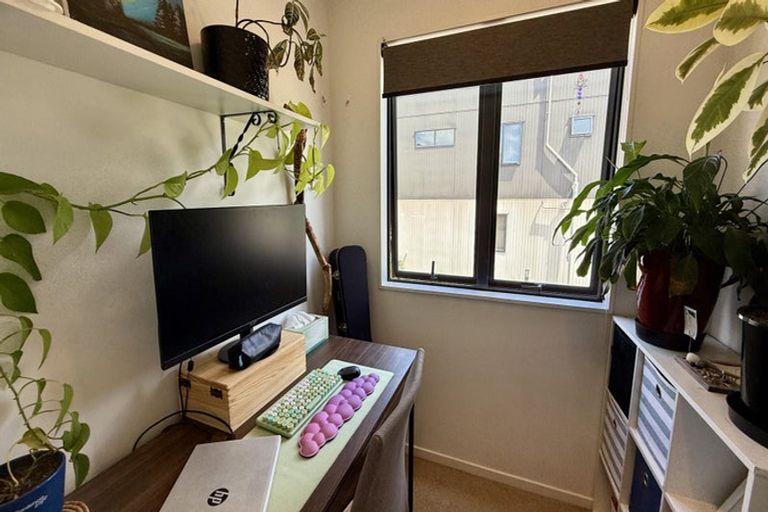 Photo of property in Rf202b, 36/18 Hewlett Road, Massey, Auckland, 0614