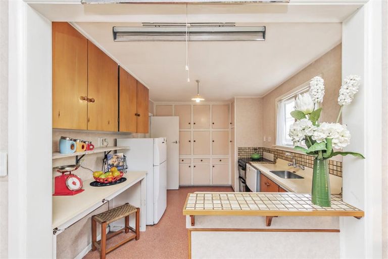 Photo of property in 16 Bradshaw Terrace, Riccarton, Christchurch, 8011