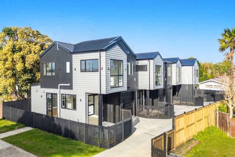 Photo of property in 3 Ewbank Place, Manurewa, Auckland, 2102