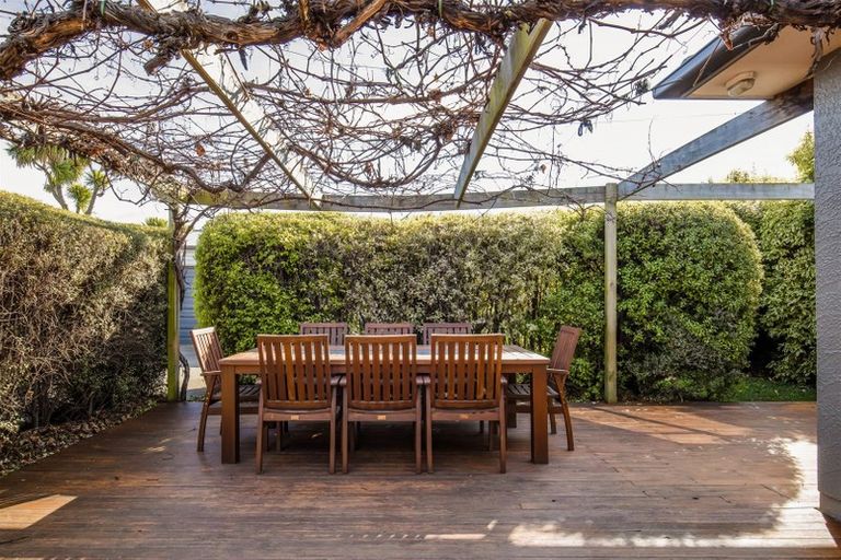 Photo of property in 35 Evesham Crescent, Spreydon, Christchurch, 8024