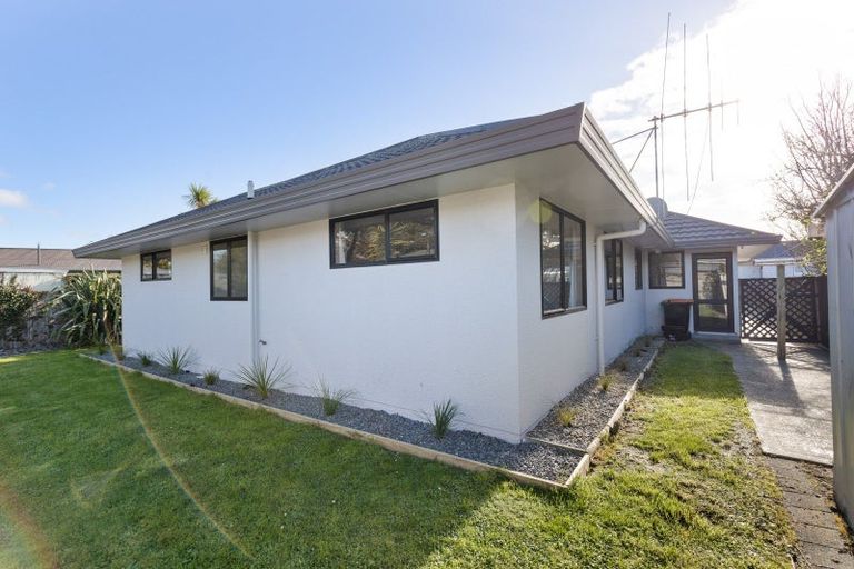 Photo of property in 20a East Street, Terrace End, Palmerston North, 4410