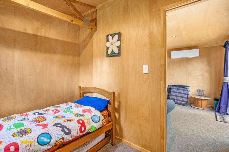 Photo of property in 106 Mckellar Place, Whangamata, 3620