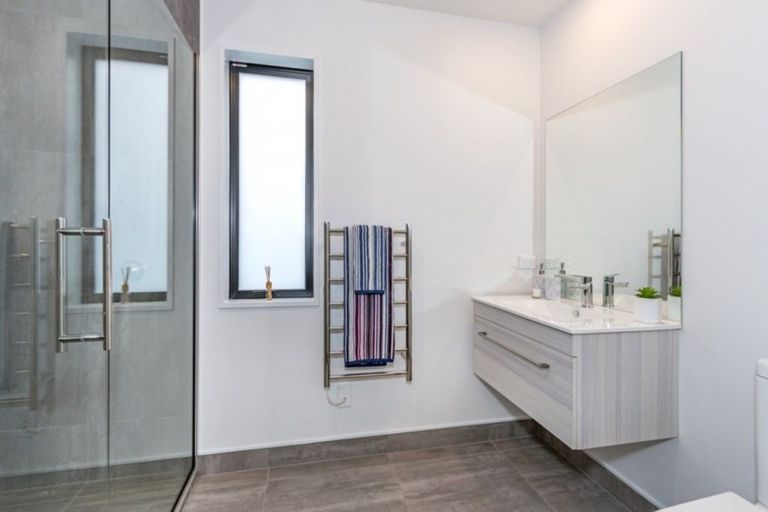 Photo of property in 1/3 Provincial Road, Halswell, Christchurch, 8025