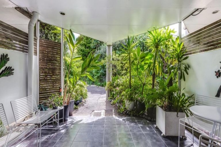 Photo of property in 10/6 Sarsfield Street, Herne Bay, Auckland, 1011