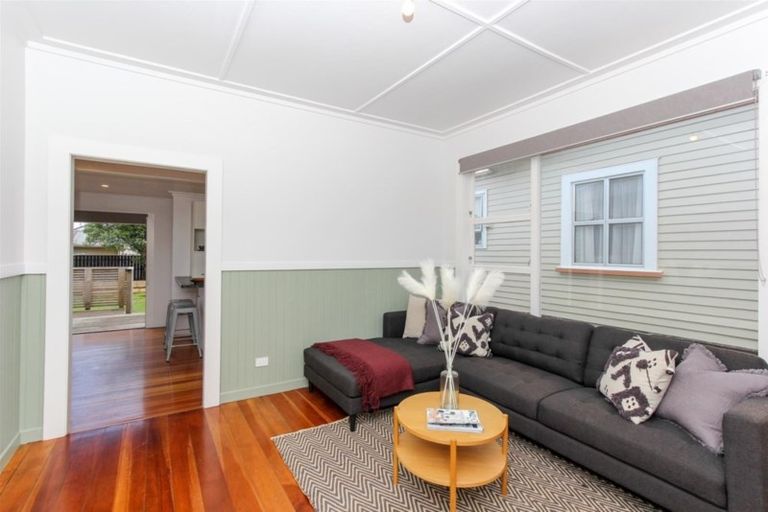 Photo of property in 22 Bulteel Street, New Plymouth, 4310