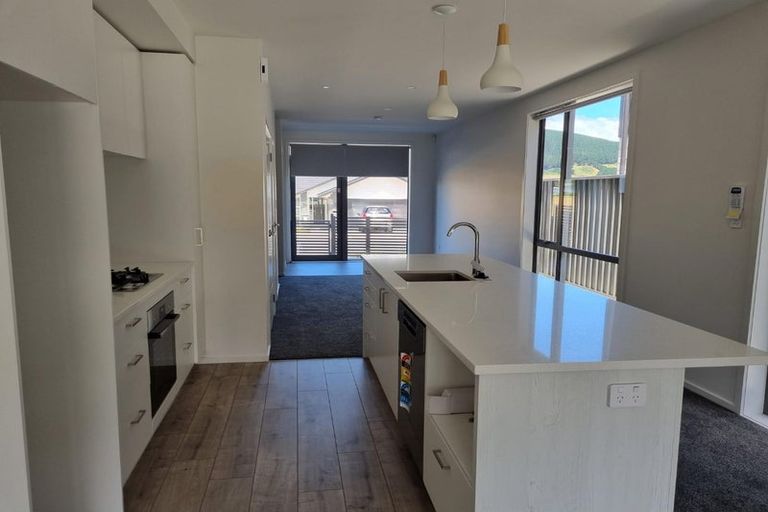 Photo of property in 7 Tokitoki Way, Kenepuru, Porirua, 5022