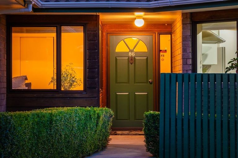 Photo of property in 86 Parata Street, Waikanae, 5036