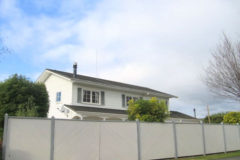 Photo of property in 25 Trigg Crescent, Taradale, Napier, 4112