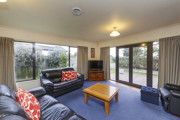 Photo of property in 44 Presidential Drive, Milson, Palmerston North, 4414