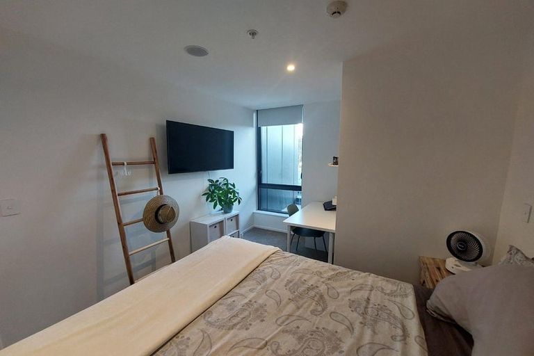 Photo of property in 104/1 Buscomb Avenue, Henderson, Auckland, 0610