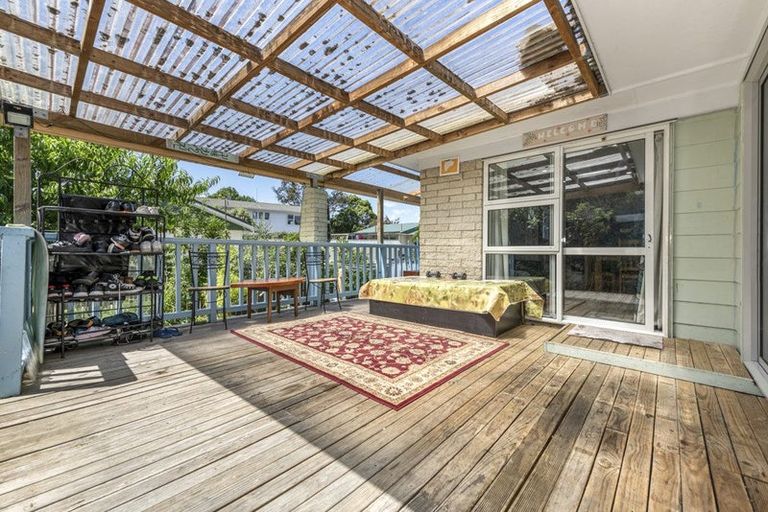 Photo of property in 2/55 Ennis Avenue, Pakuranga Heights, Auckland, 2010