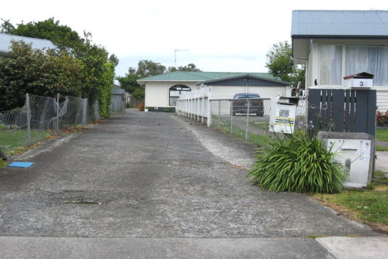 Photo of property in 28 Jupiter Street, Rosehill, Papakura, 2113