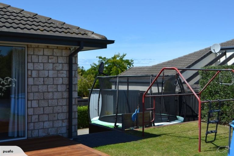 Photo of property in 41 Puhara Avenue, Parklands, Christchurch, 8083