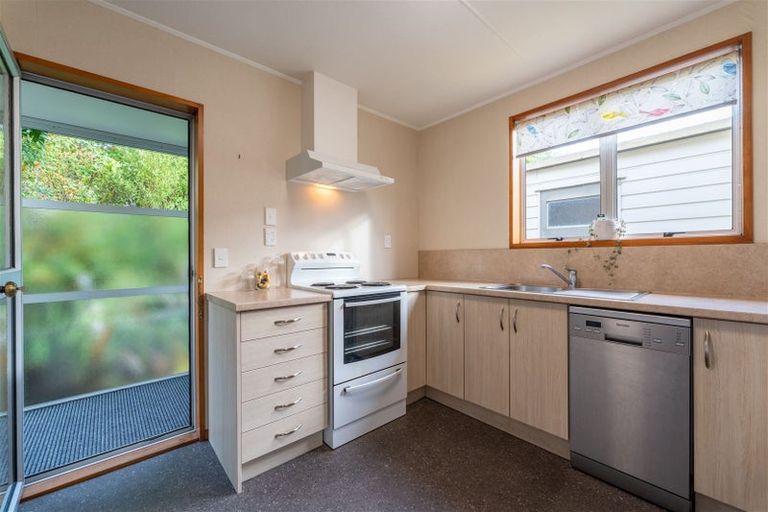 Photo of property in 3/16 Grey Road, Timaru, 7910