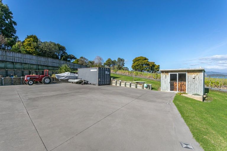 Photo of property in 2886 Long Bay Road, Wyuna Bay, Coromandel, 3581