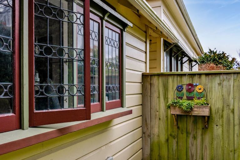 Photo of property in 237 South Road, Hawera, 4610