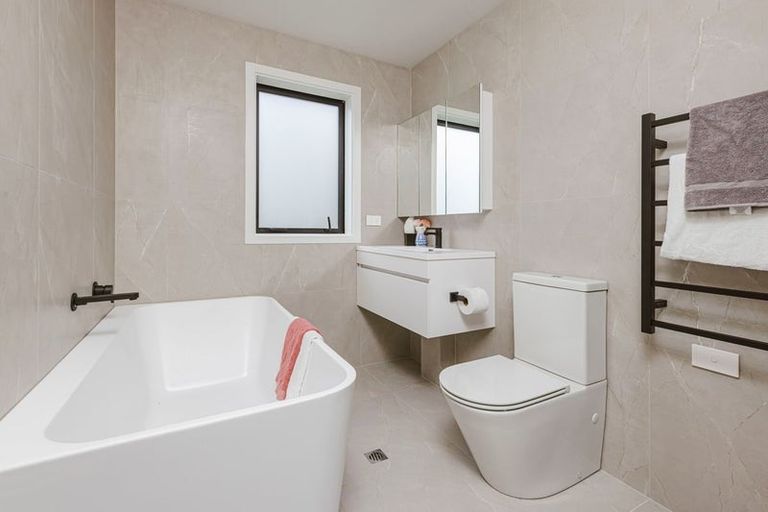 Photo of property in 63 Hillcrest Avenue, Hillcrest, Rotorua, 3015