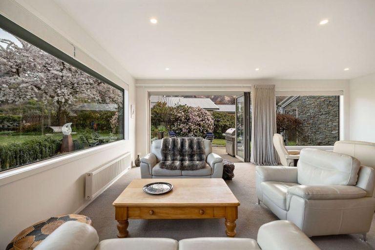 Photo of property in 4 Shaw Street, Arrowtown, 9302