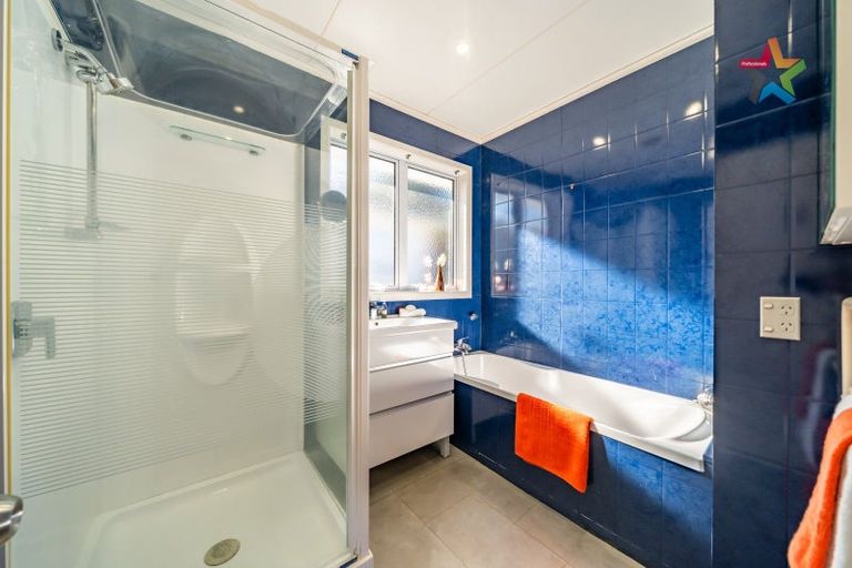 Photo of property in 11 Mimihau Grove, Wainuiomata, Lower Hutt, 5014