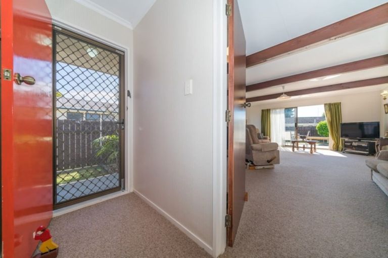 Photo of property in 26 Humphries Place, Awapuni, Palmerston North, 4412