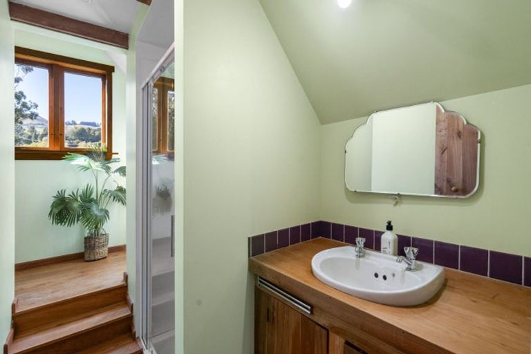 Photo of property in 9 Harmans Track, Little River, 7591