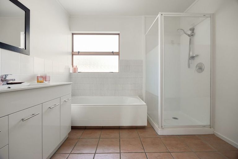 Photo of property in 13 Sunnyhills Avenue, Glenview, Hamilton, 3206