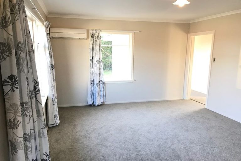 Photo of property in 17 Ariki Place, Hei Hei, Christchurch, 8042