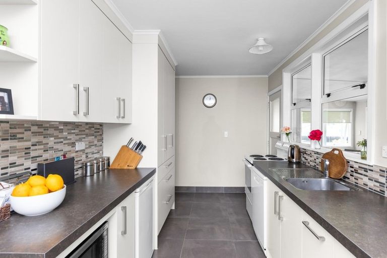 Photo of property in 729 Maxville Drive, Parkvale, Hastings, 4122