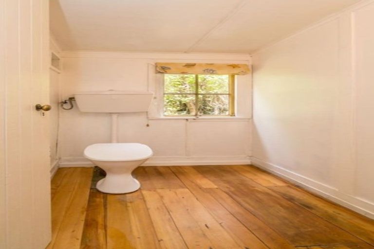 Photo of property in 7 King George Street, Broad Bay, Dunedin, 9014