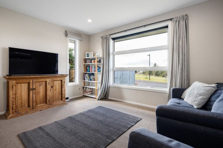 Photo of property in 15 Hyatt Close, Leamington, Cambridge, 3432