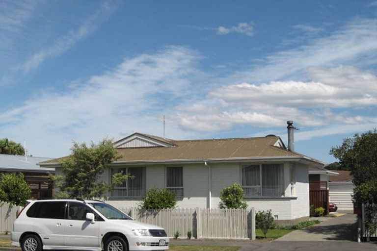 Photo of property in 1/20 Ruru Road, Linwood, Christchurch, 8062