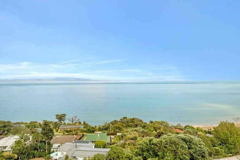 Photo of property in 35 Adams Road, Thornton Bay, Thames, 3575