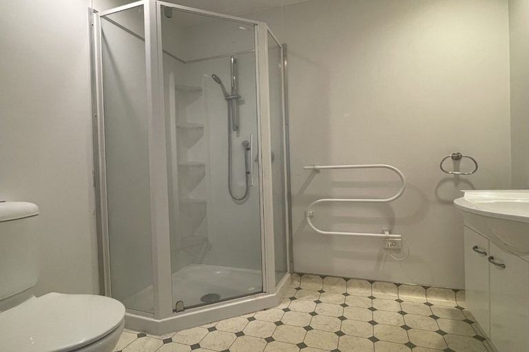 Photo of property in Atlas House, 13b/22 Ghuznee Street, Te Aro, Wellington, 6011