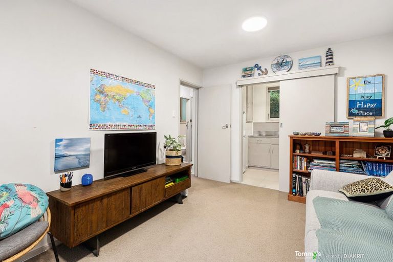 Photo of property in 16/306 Karori Road, Karori, Wellington, 6012