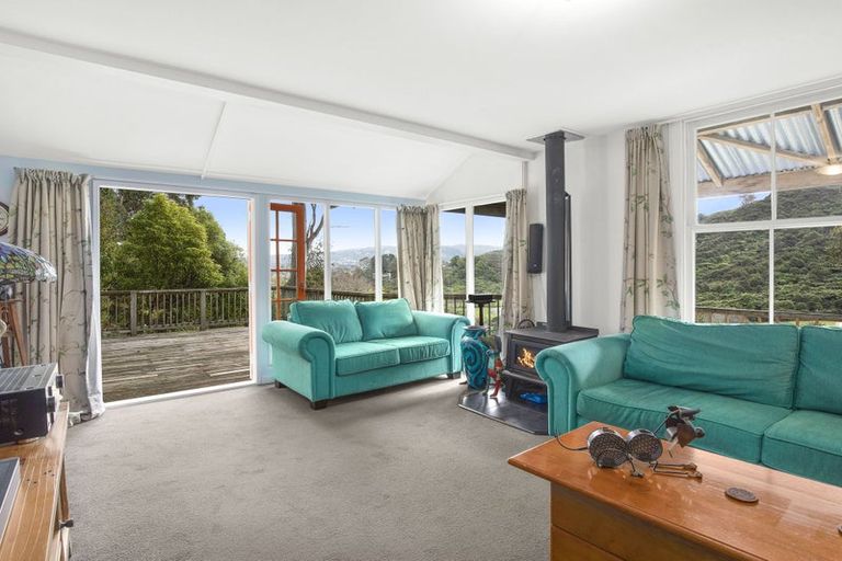 Photo of property in 10 Prebble Grove, Naenae, Lower Hutt, 5011