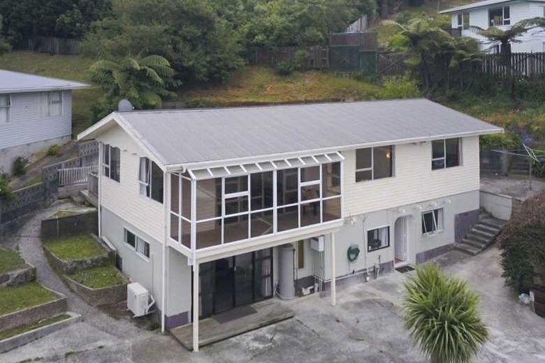 Photo of property in 18 Branscombe Street, Johnsonville, Wellington, 6037