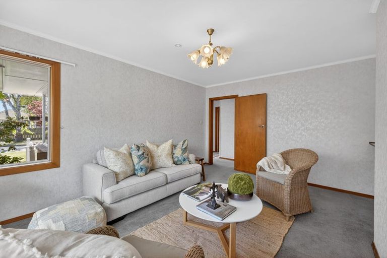 Photo of property in 11 Bevington Street, Avonhead, Christchurch, 8042