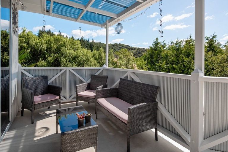 Photo of property in 9 Lincoln Street, Picton, 7220