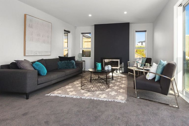 Photo of property in 156 Navigation Drive, Whitby, Porirua, 5024