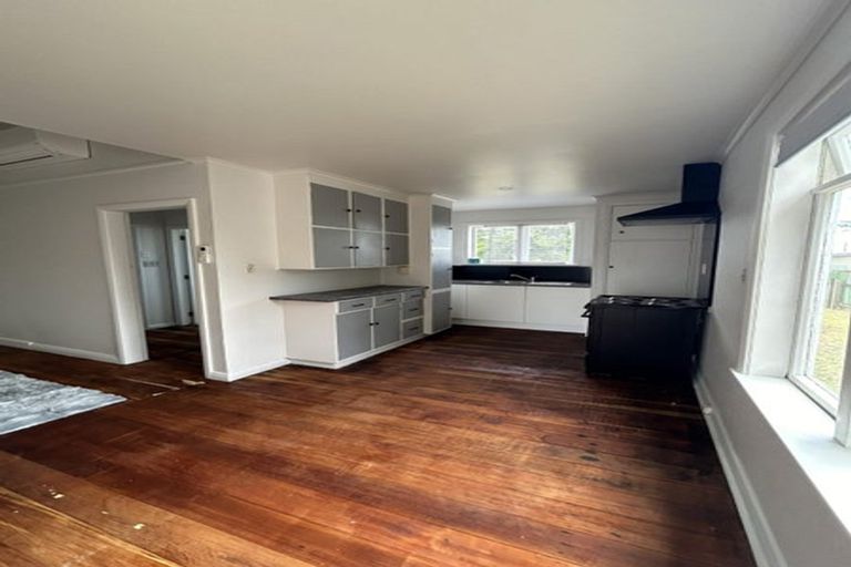 Photo of property in 28 Seddon Street, Levin, 5510