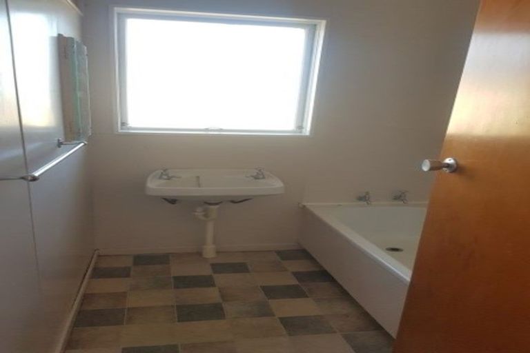 Photo of property in 71 Lauder Crescent, Heidelberg, Invercargill, 9812