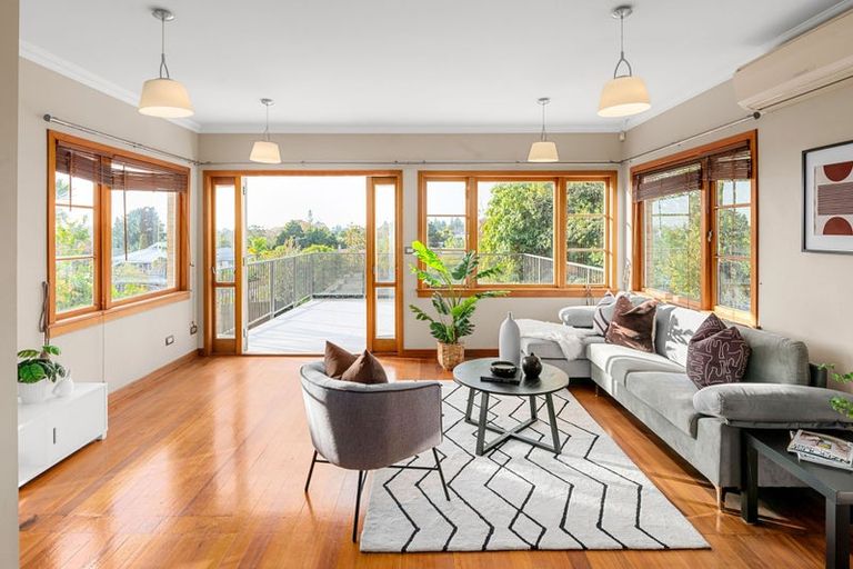 Photo of property in 10 Kakanui Avenue, Hillcrest, Hamilton, 3216