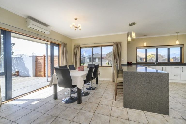Photo of property in 29 Clearview Drive, Milson, Palmerston North, 4414