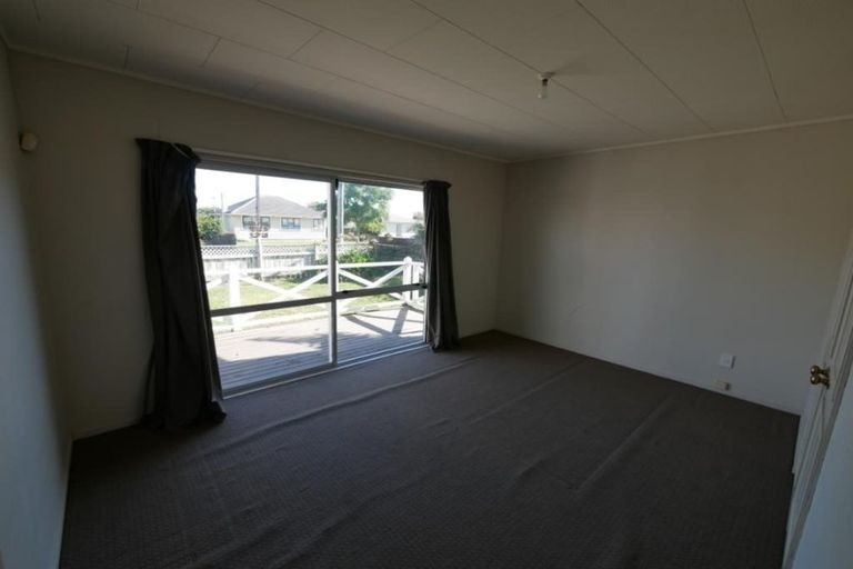 Photo of property in 2/107 Russell Road, Manurewa, Auckland, 2102