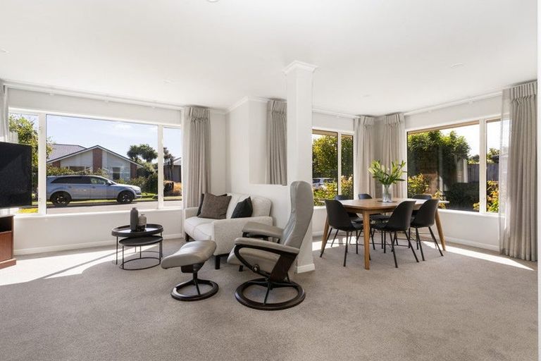 Photo of property in 7 Steane Place, Halswell, Christchurch, 8025