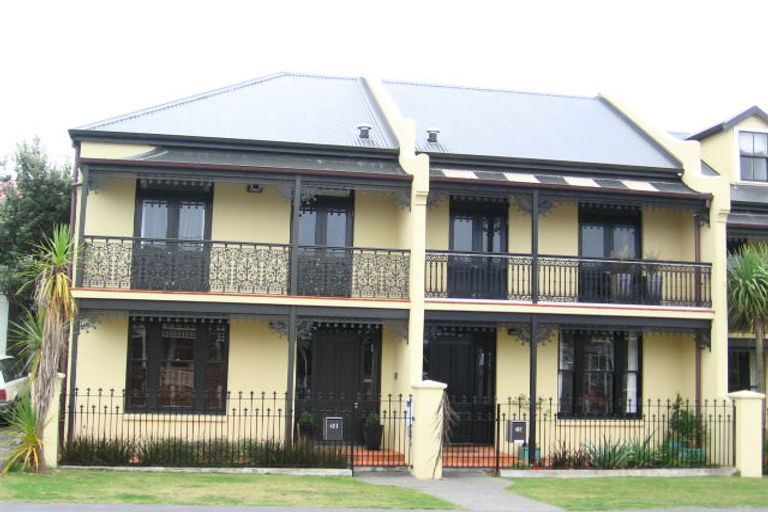 Photo of property in 40f Agra Crescent, Khandallah, Wellington, 6035