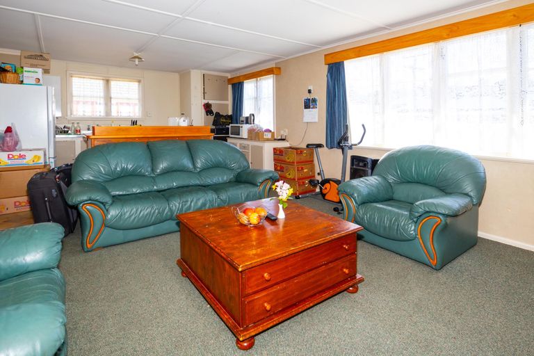 Photo of property in 61 Peel Street, Geraldine, 7930