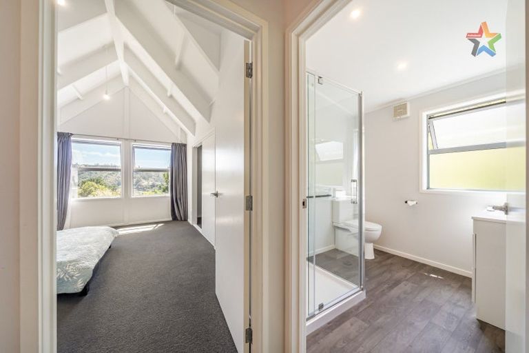 Photo of property in 129 Manuka Street, Stokes Valley, Lower Hutt, 5019