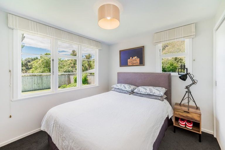 Photo of property in 56 Hinemoa Street, Paraparaumu, 5032