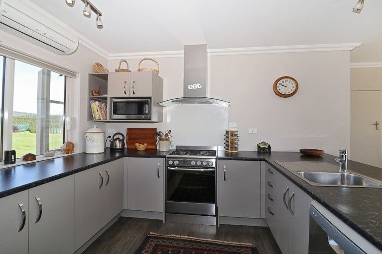 Photo of property in 27 Main Street, Otautau, 9610